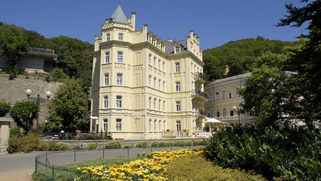 Curative Hotel Bristol Group - Hotel Pavlov - Carlsbad / Karlovy Vary