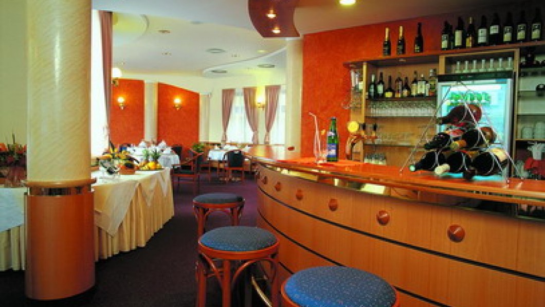 Healing Destination Carlsbad / Karlovy Vary: Curative ...